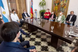 Desde maana vacunarn con tercera dosis al personal de salud