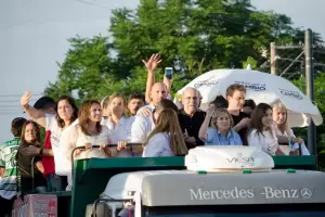 Juntos por el Cambio cerr la campaa con caravana y acto