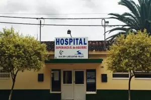 Dos enfermeros detenidos por robar una beba, la madre no aparece