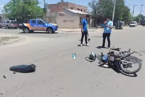 Un motociclista result� lesionado en un accidente de tr�nsito