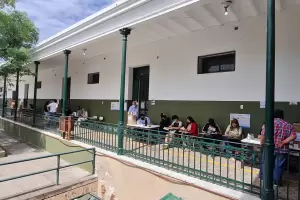 Legislativas en Catamarca: la asistencia de votantes hasta el medioda no supera el 20% del padrn