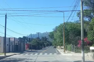 Detienen a sujeto acusado de abusar de una nia y vecinos piden que sea internado