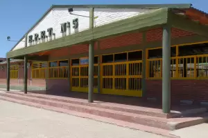 Suspenden las clases en dos escuelas de Santa Mara por un caso de Covid-19