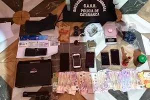 Beln: desbarataron varios puntos de venta de estupefacientes y hay seis detenidos