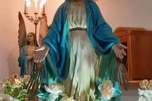 Inician las festividades en honor de la Virgen de la Medalla Milagrosa