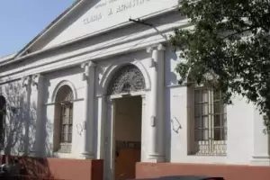 Asamblea para cobertura de cargo en la escuela Clara J. Armstrong
