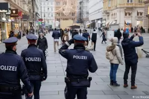 Austria confina a toda su poblacin por el aumento de casos y aprueba la vacunacin obligatoria desde febrero