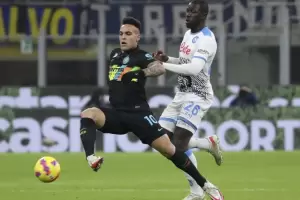 Martnez anot en la victoria del Inter sobre Napoli