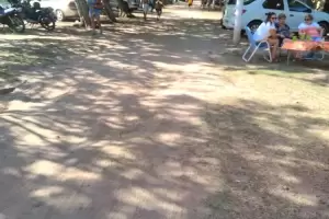 Arrestaron a un hombre alcoholizado por causar disturbios en un camping