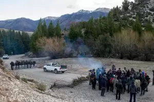 Conflicto mapuche: investigan el homicidio de un joven en un paraje de Ro Negro