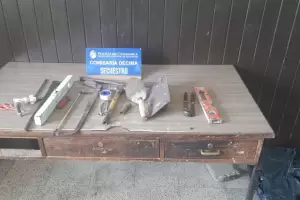 Lo sorprendieron con herramientas sustra�das y lo aprendieron