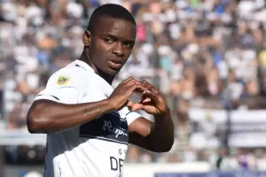 Talleres sufri una dura goleada y River puede quedarse con el ttulo este jueves