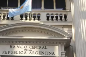 El Gobierno flexibiliz el cepo: podrn comprar dlares financieros quienes recibieron subsidios durante la pandemia