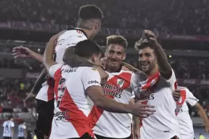 River Plate gole a Racing y se consagr campen de la Liga a falta de tres fechas