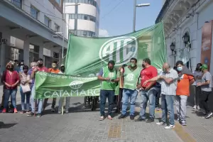 Pediremos que embarguen hasta el sueldo de Polti para pagar a los cesanteados