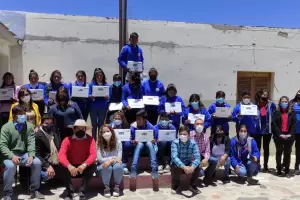 Estudiantes de la Escuela Secundaria Rural N 30 de Corral Blanco recibieron sus netbooks