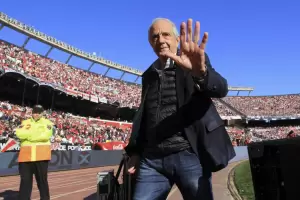 D'Onofrio: "Voy a representar a River en la AFA por un tiempo"