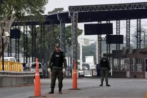 Variante micron: el Gobierno no descarta volver a cerrar las fronteras