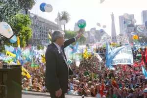 El Gobierno celebrar la vuelta a la democracia y sus dos aos de mandato el 10 de diciembre