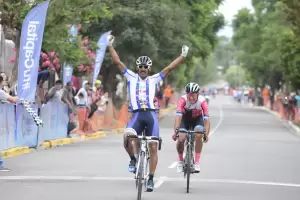 Se cerr� la segunda etapa de la multitudinaria "Vuelta al Valle"