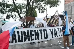 Protesta de trabajadores judiciales: solicitan bono de de $10.000