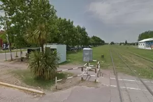 En medio de un asalto una mujer polica fue baleada en la cabeza por un adolescente de 16 aos