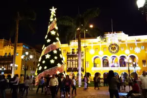 Per decidi no permitir fiestas, reuniones y visitas familiares en Navidad y Ao Nuevo