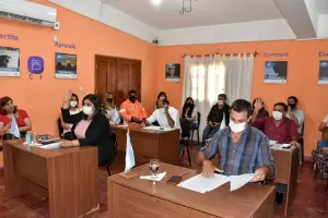 Presentarn la denuncia contra el concejal que se autroclam presidente del CD de Hullapima