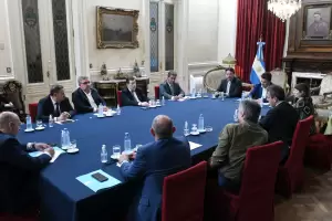 Gestionan reduccin del boleto de transporte y tarifa elctrica diferencial para el Norte Grande