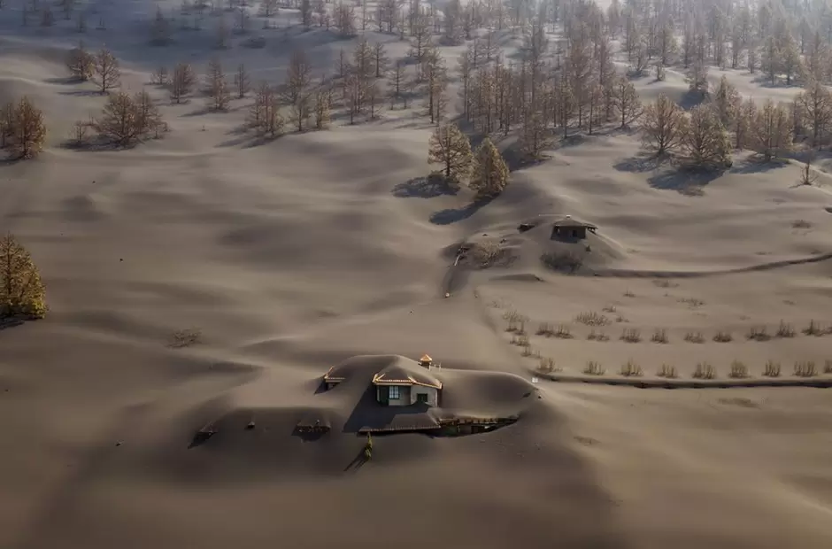 No es nieve sino las cenizas del volcn