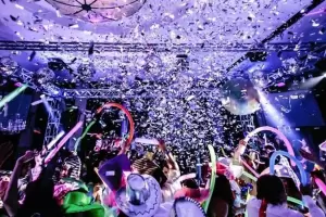 Ya son 136 los contagios confirmados en el brote de las fiestas de egresados en Crdoba