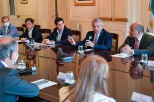 Fernndez orden resolver demandas de los gobernadores por el Presupuesto 2022