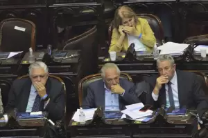 Sin los votos para aprobar el Presupuesto 2022, el oficialismo pide continuar el martes prximo