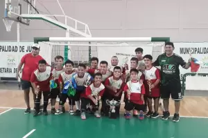 Copa Argentina de Talla Baja:  el equipo integrado por catamarqueos se consagr campen