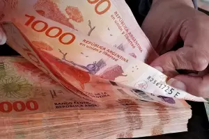 Se oficializ el bono de $20.000 para trabajadores estatales