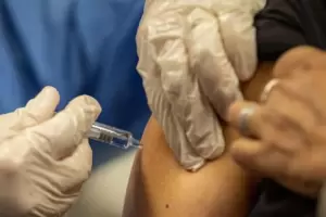 Coronavirus: Ante la suba de contagios, Jujuy tambin comenz a vacunar en farmacias