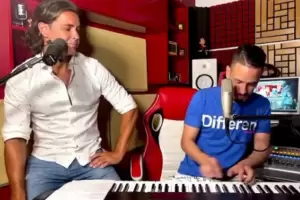 Pese a las crticas, Mariano Martnez insiste con la msica y ahora grab un cover de Ricky Martin