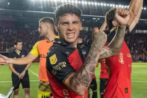 Coln rechaz la primera oferta de Boca por Faras y debern mejorarla