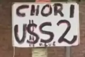 Por la inflacin constante, decidi dolarizar el precio de sus choripanes