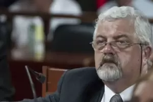 Carlos Molina sobre el uso del avin sanitario: "No puede usar la plata de los catamarqueos sin rendir cuenta"