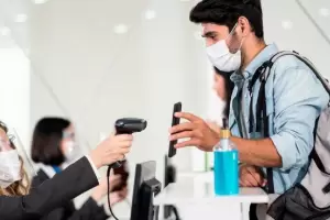 A partir de ma�ana comienza a regir el pase sanitario en todo el pa�s