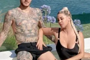 M�s unidos que nunca, Mauro Icardi y Wanda Nara posaron con trajes de ba�o combinados
