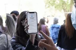 Tres de cada diez jvenes no se aplicaron la segunda dosis, a pesar del pase sanitario