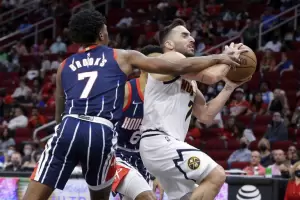 Campazzo tuvo su noche consagracin con recrd en puntos para los Nuggets