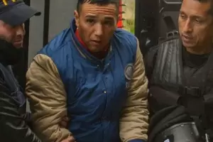 La aberrante historia de "Mai" Bustos, el preso que bes a la jueza: asesin a su hijastro de 9 meses y a un polica