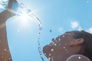 Jueves intenso: rigen alerta por altas temperaturas y vientos intensos