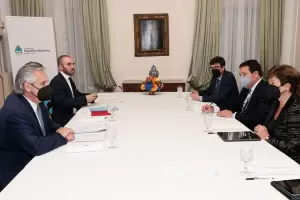 El Gobierno asegura que ya present su propuesta al FMI y est esperando la respuesta