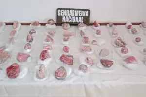 Hallaron en una encomienda 212 piedras semipreciosas de Andalgal�