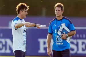 Barros Schelotto dio la lista de convocados en Praguay para la doble fecha de Eliminatorias