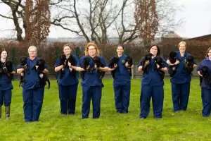 Una perra de asistencia tuvo 16 cachorros en una asociacin benfica de personas ciegas